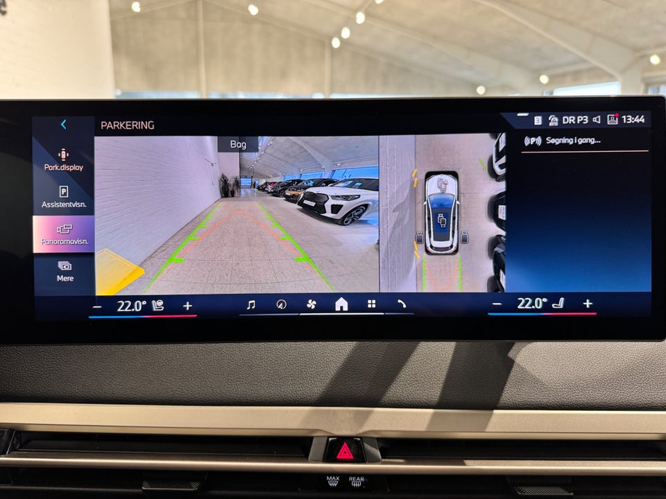 BMW iX xDrive40 Supercharged 5d