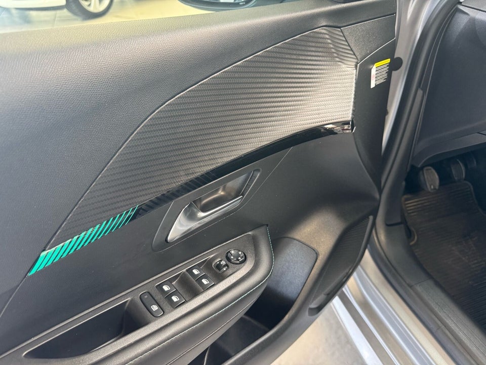 Peugeot 208 1,2 PureTech 100 Evolution 5d