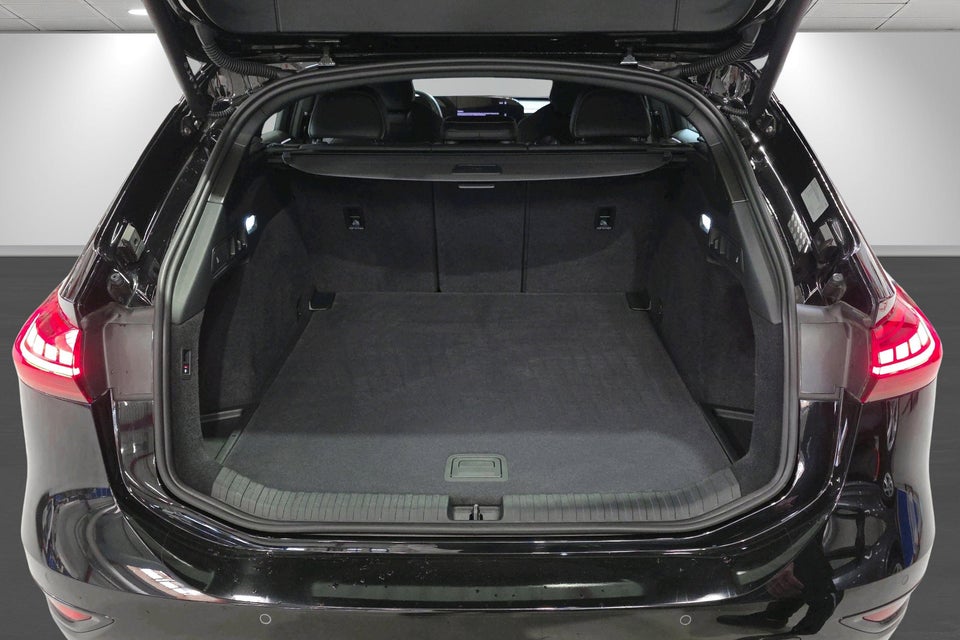 Audi A6 e-tron S-line plus Avant 5d