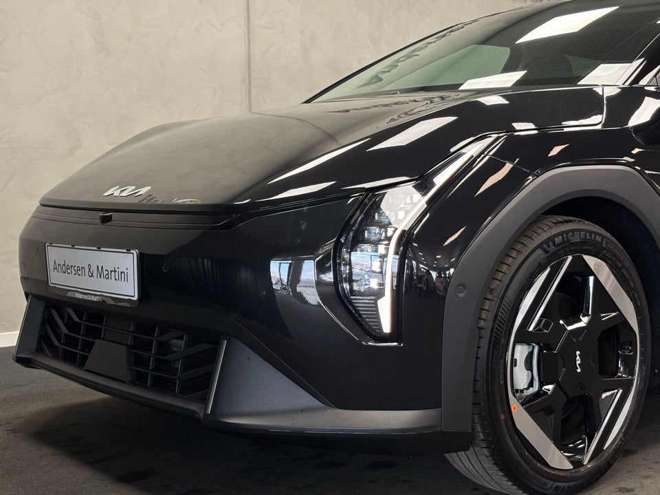 Kia EV4 81 Long Range Upgrade 5d