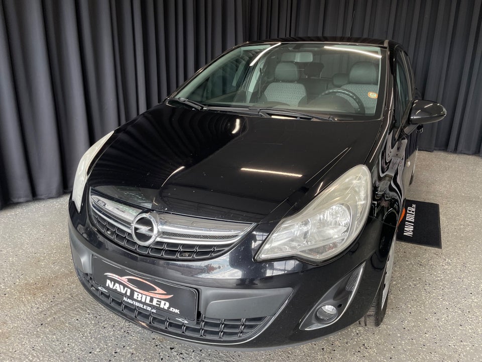 Opel Corsa 1,4 16V Cosmo 5d