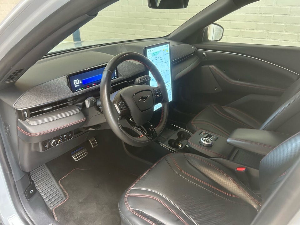 Ford Mustang Mach-E 70 Premium Standard Range AWD 5d