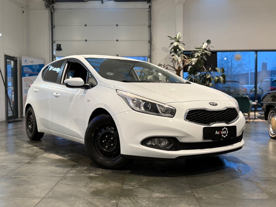 Kia Ceed 1,4 CVVT Active 5d