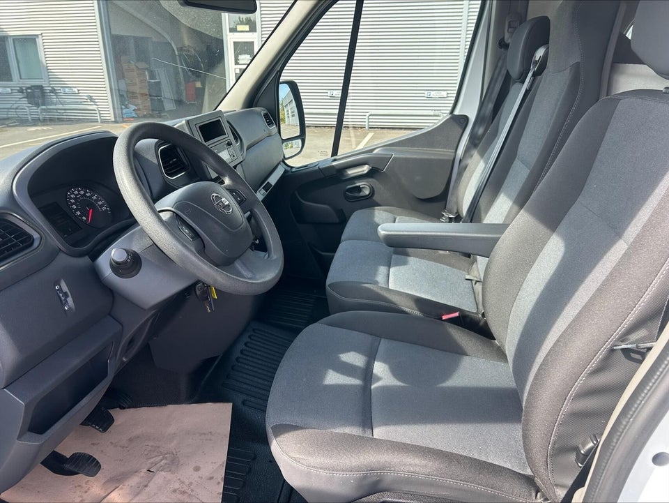 Nissan NV400 2,3 dCi 150 L3H2 Kassevogn