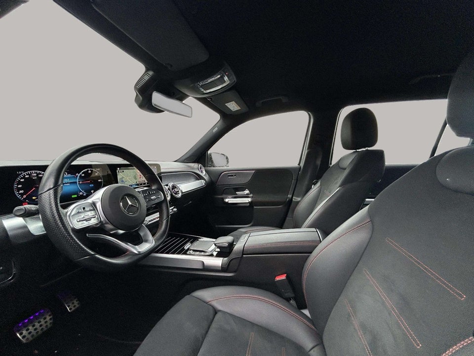 Mercedes EQB250 AMG Line 5d