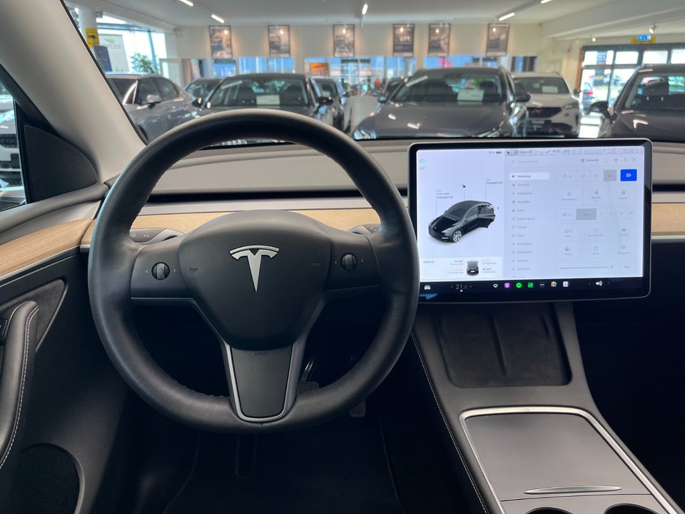 Tesla Model Y Long Range AWD 5d