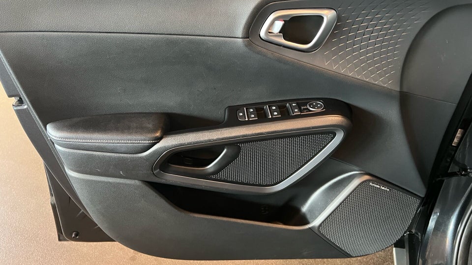 Kia e-Soul 64 Advance 5d