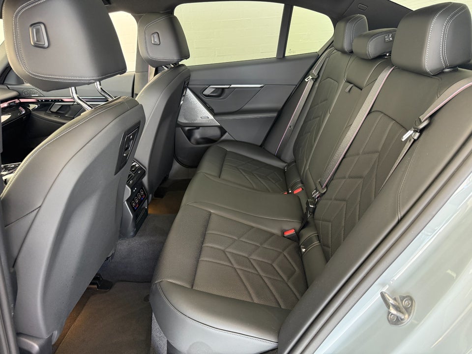 BMW i5 eDrive40 M-Sport Pro 4d
