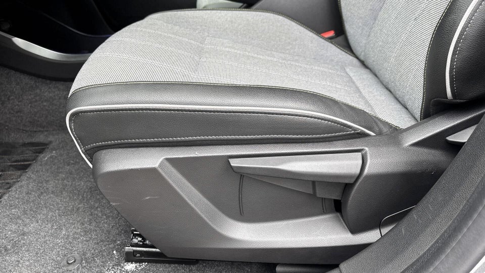 Renault Scenic E-Tech 87 Techno 5d