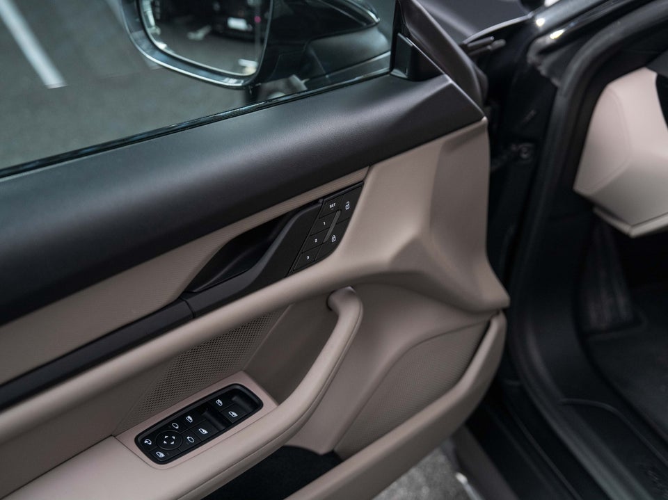 Porsche Taycan 4 Performance+ Cross Turismo 5d