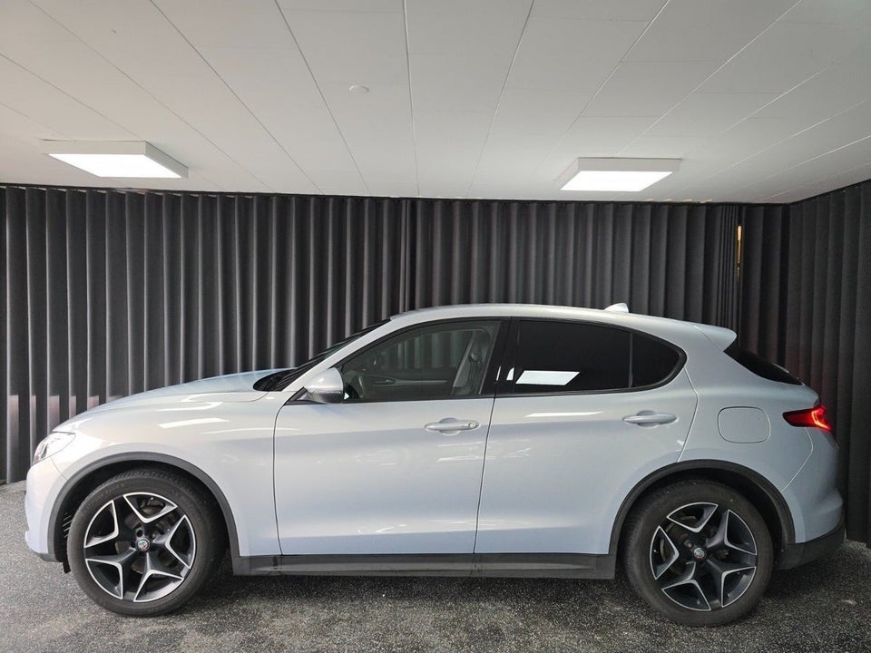 Alfa Romeo Stelvio 2,2 JTD 190 Edizione aut. 5d