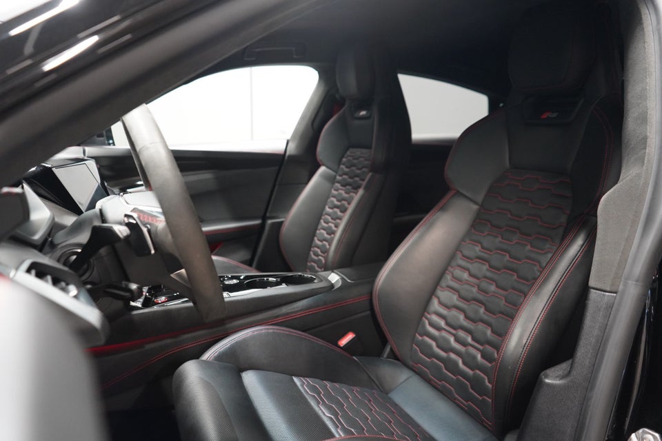 Audi RS e-tron GT quattro 4d