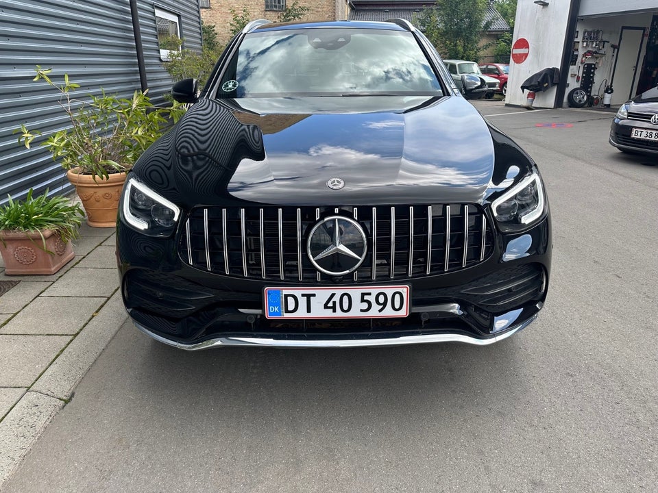 Mercedes GLC300 2,0 AMG Line aut. 4Matic 5d