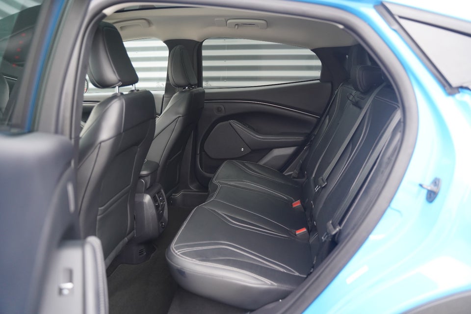 Ford Mustang Mach-E 78 Standard Range 5d