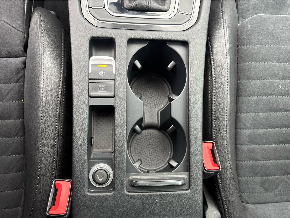 VW Passat 1,4 TSi 150 Highline Premium Variant DSG 5d
