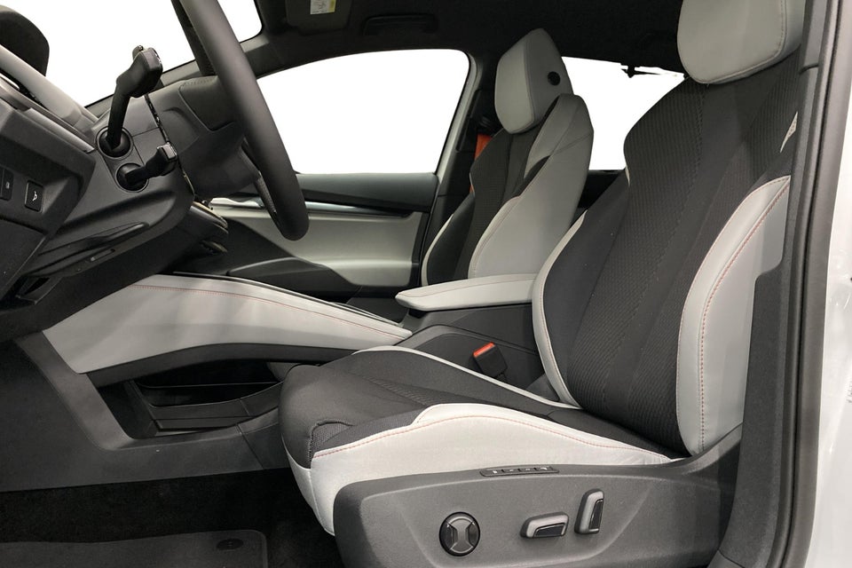 Skoda Elroq 85 iV Advanced 5d