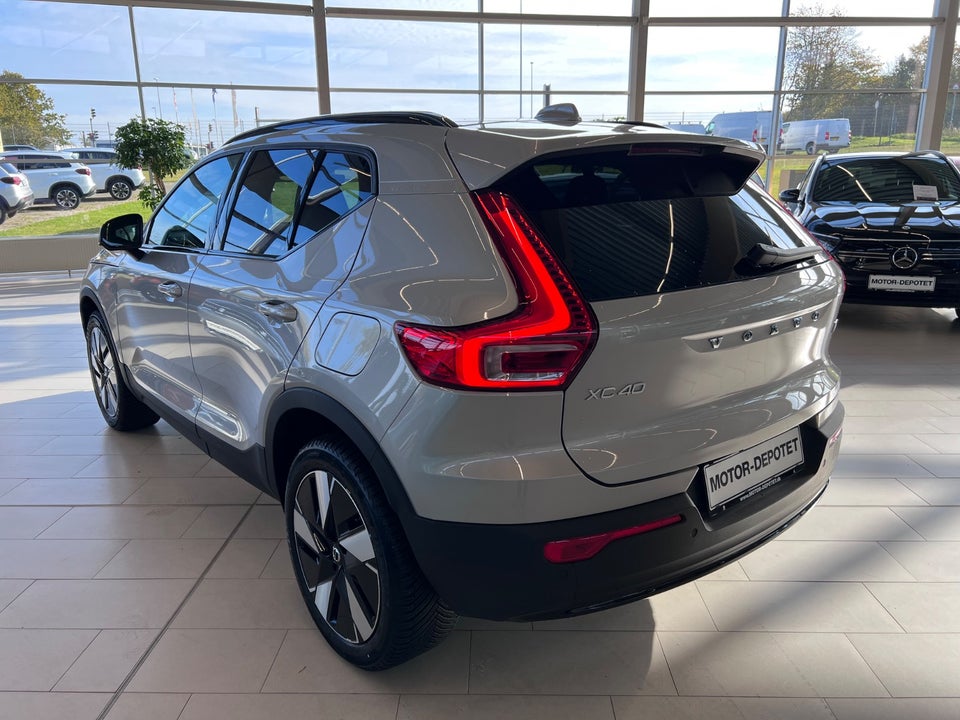 Volvo XC40 P6 ReCharge Plus 5d