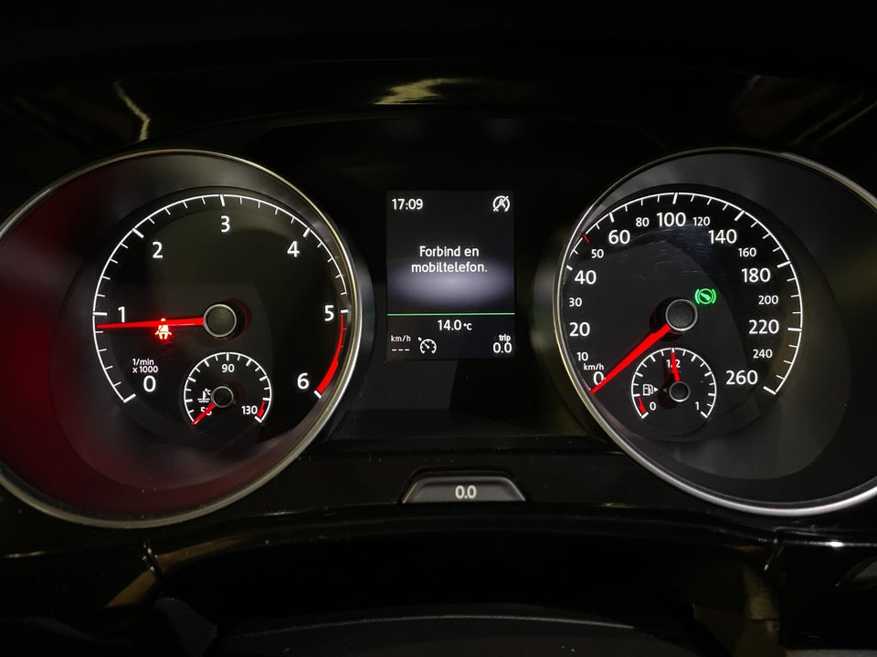 VW Touran 2,0 TDi 150 Highline DSG 7prs 5d