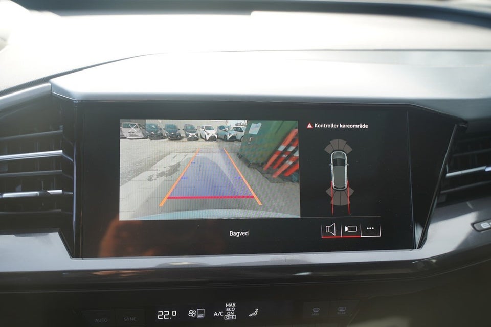 Audi Q4 e-tron 40 S-line 5d