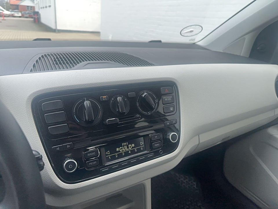 VW Up! 1,0 75 Club Up! ASG 5d