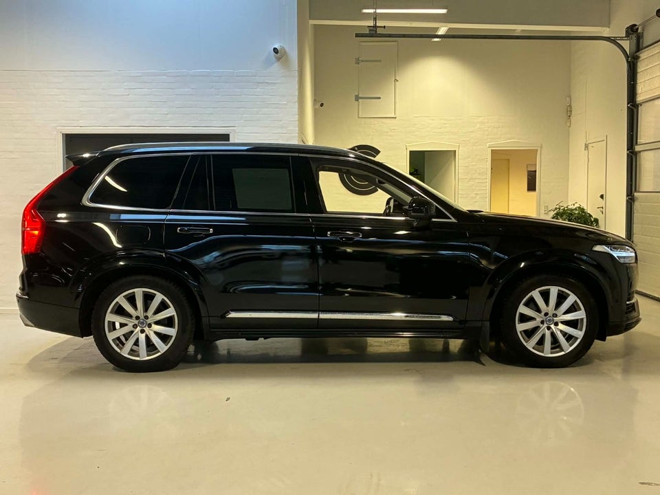 Volvo XC90 2,0 T8 407 Inscription aut. AWD 7prs 5d