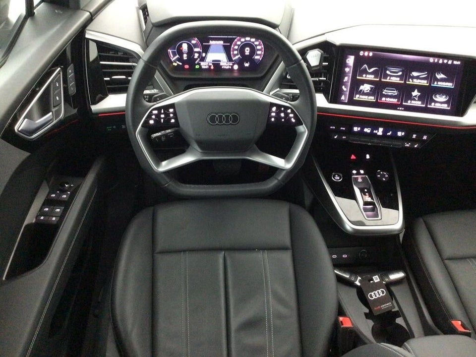 Audi Q4 e-tron 45 S-line 5d