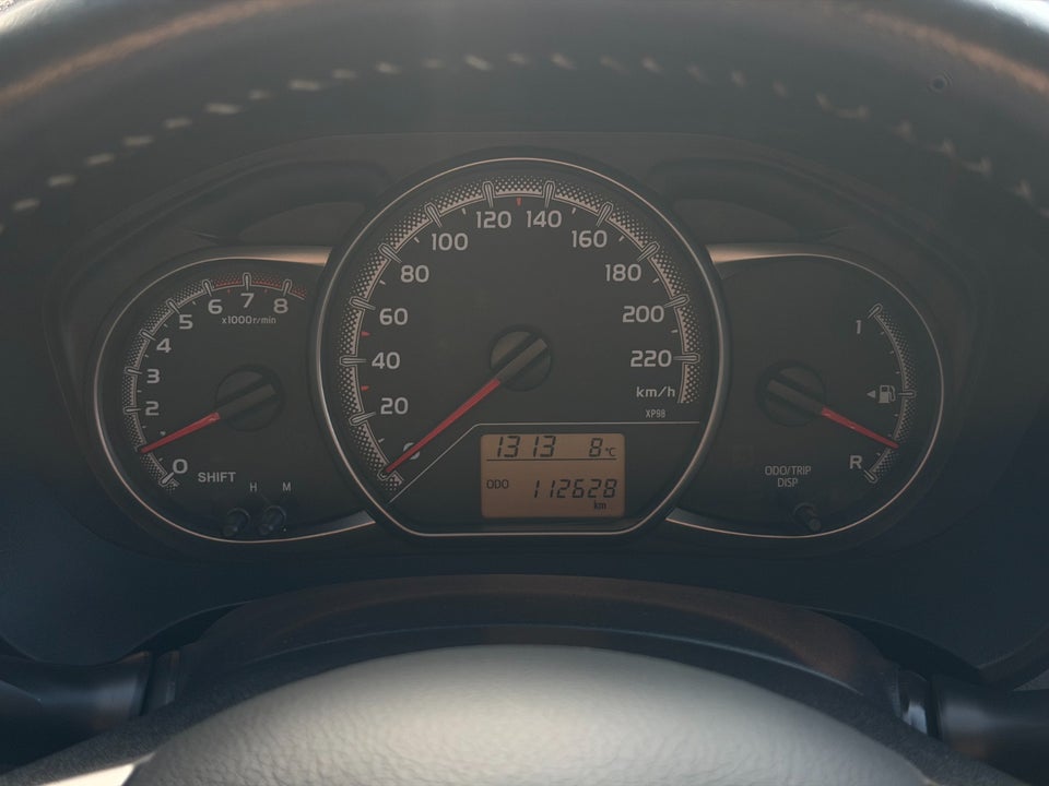 Toyota Yaris 1,0 VVT-i T2 Komfort 5d