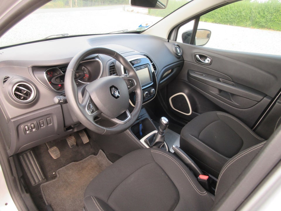 Renault Captur 1,2 TCe 120 Expression 5d