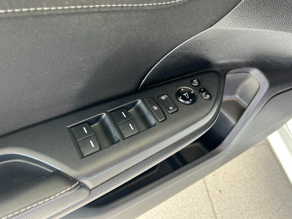 Honda Civic 1,0 VTEC Turbo Elegance CVT 5d