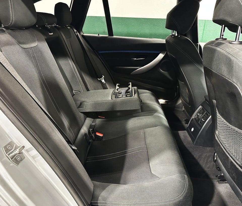 BMW 320d 2,0 Touring M-Sport aut. 5d