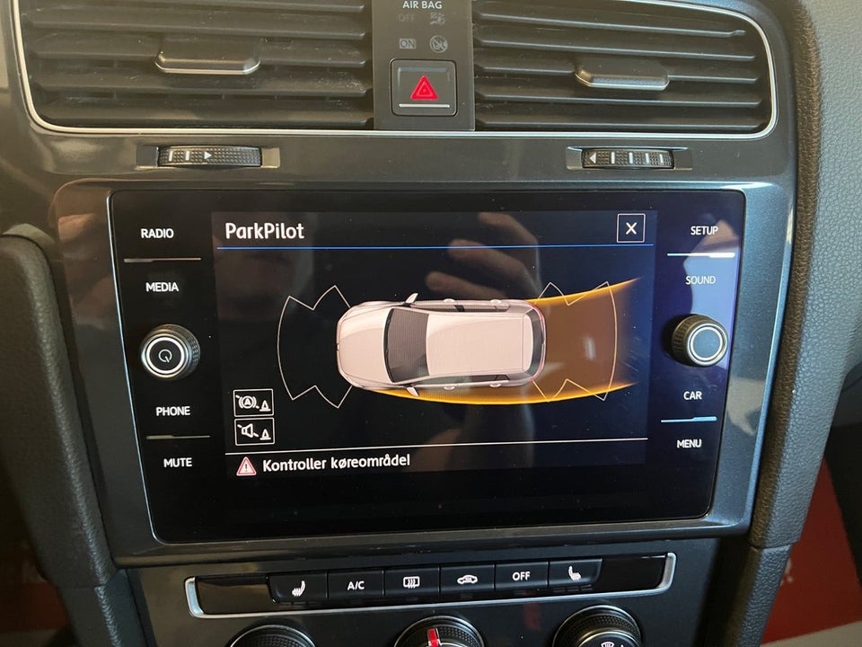 VW Golf VII 1,0 TSi 85 Trendline 5d