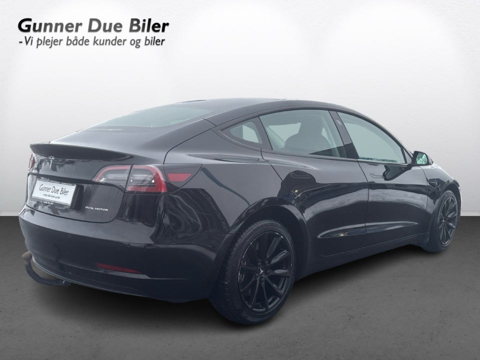 Tesla Model 3 Long Range AWD 4d