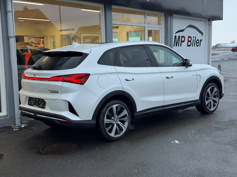 MG Marvel R Luxury 5d