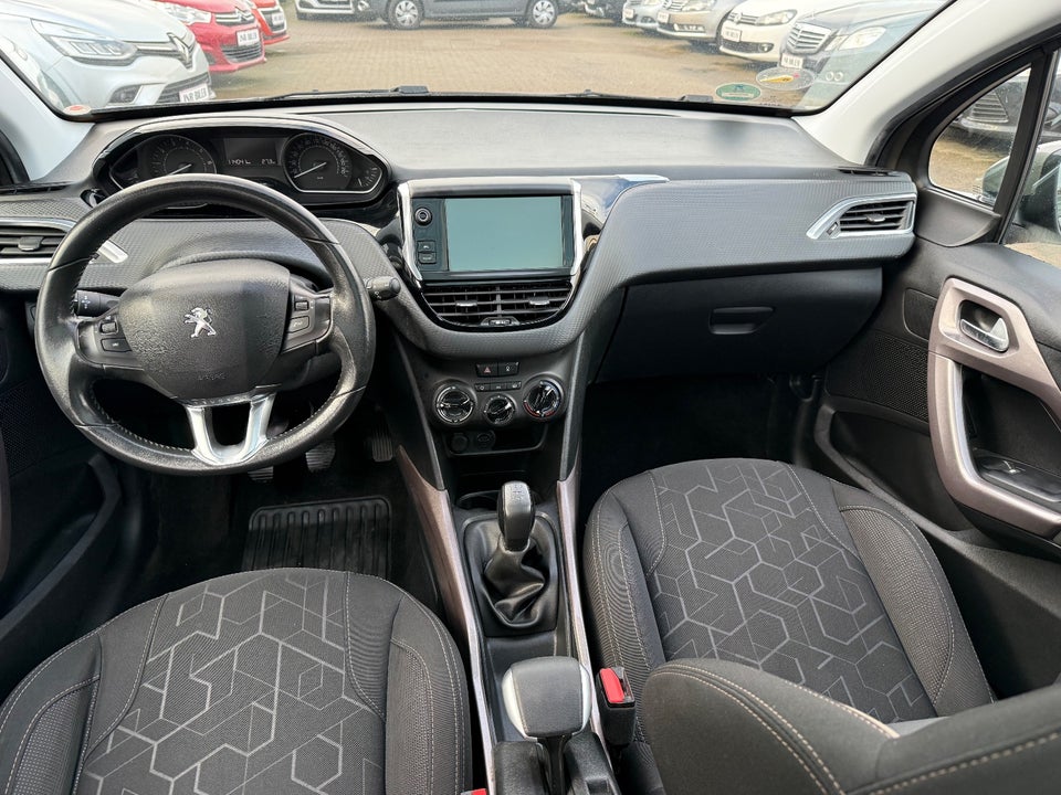 Peugeot 2008 1,2 VTi 82 Allure 5d