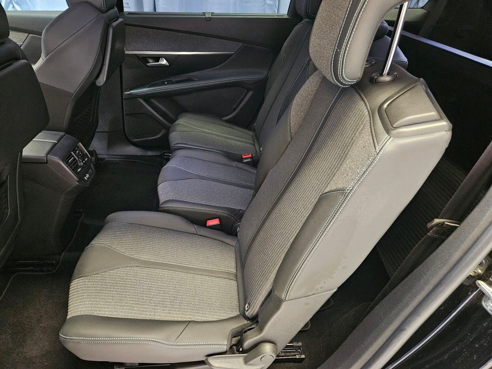 Peugeot 5008 1,5 BlueHDi 130 Allure Pack EAT8 7prs 5d