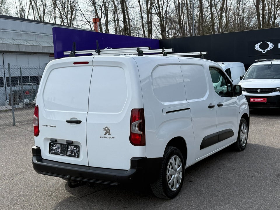 Peugeot Partner 1,5 BlueHDi 100 L2V2 Plus Van