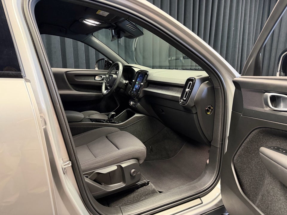 Volvo XC40 ReCharge Plus 5d