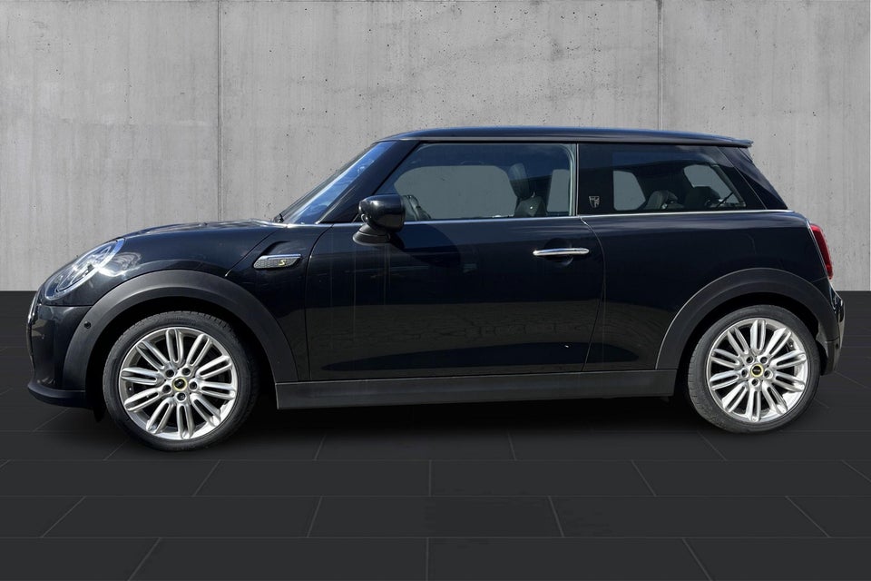 MINI Cooper SE Younique Trim 3d