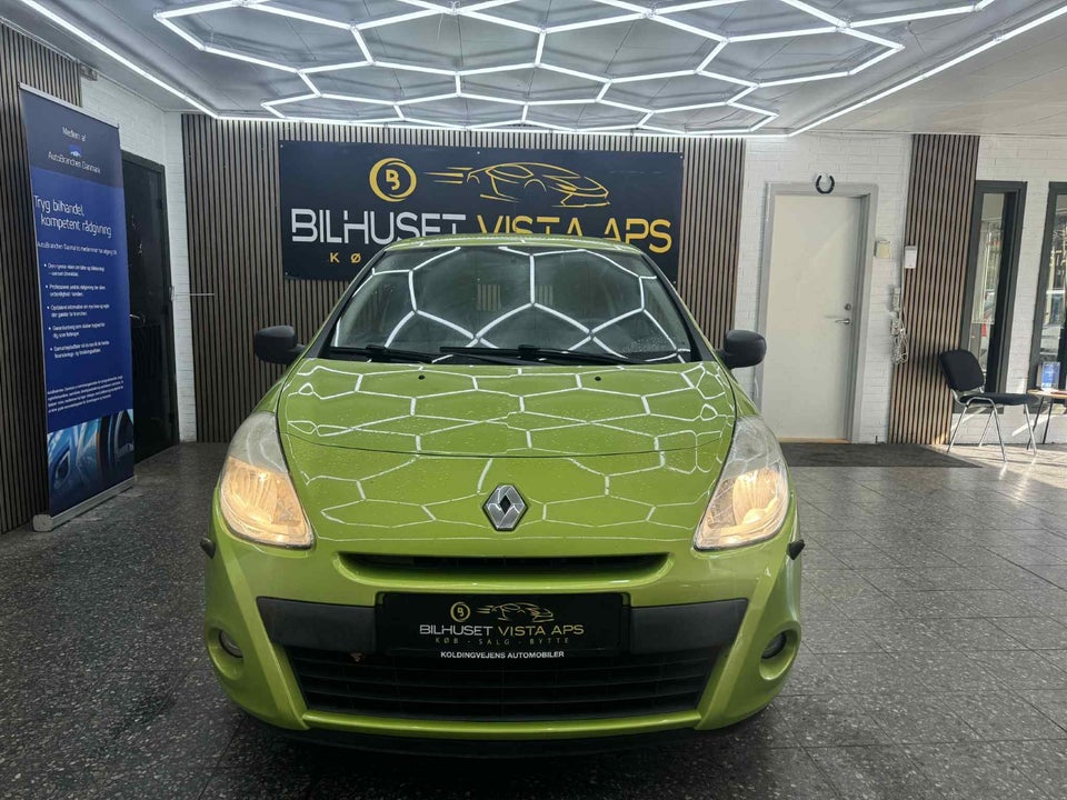 Renault Clio III 1,2 16V Authentique 3d