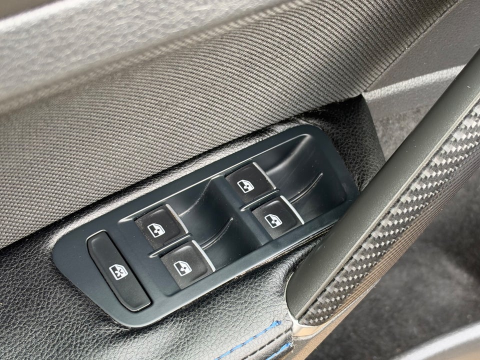 VW Golf VII 1,4 GTE DSG 5d