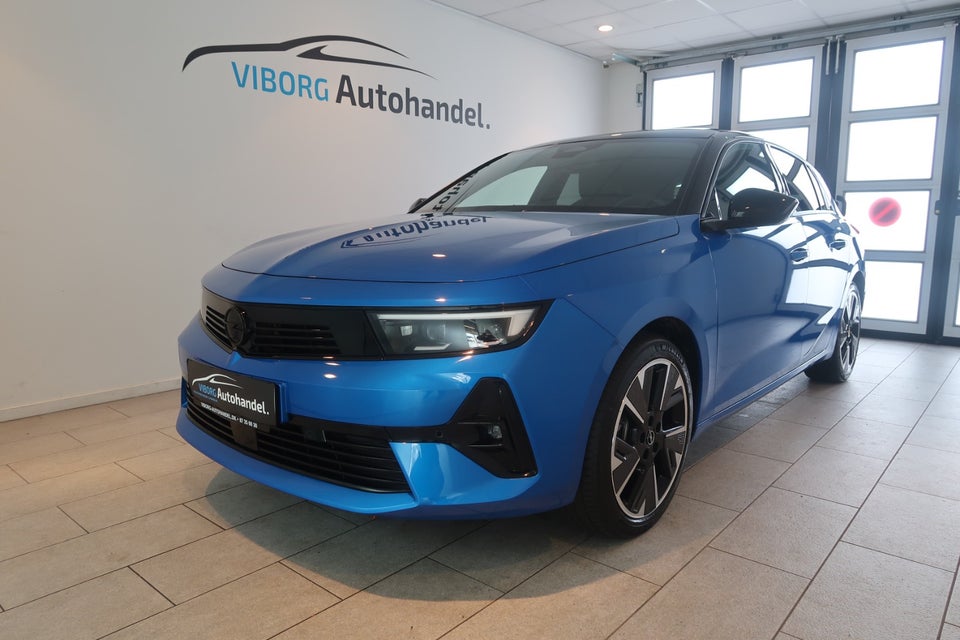 Opel Astra-e 54 Ultimate 5d