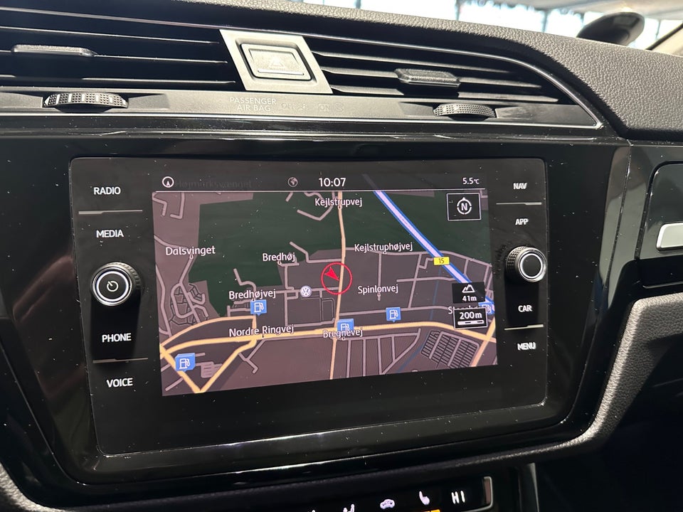 VW Touran 2,0 TDi 150 Highline DSG Van 5d