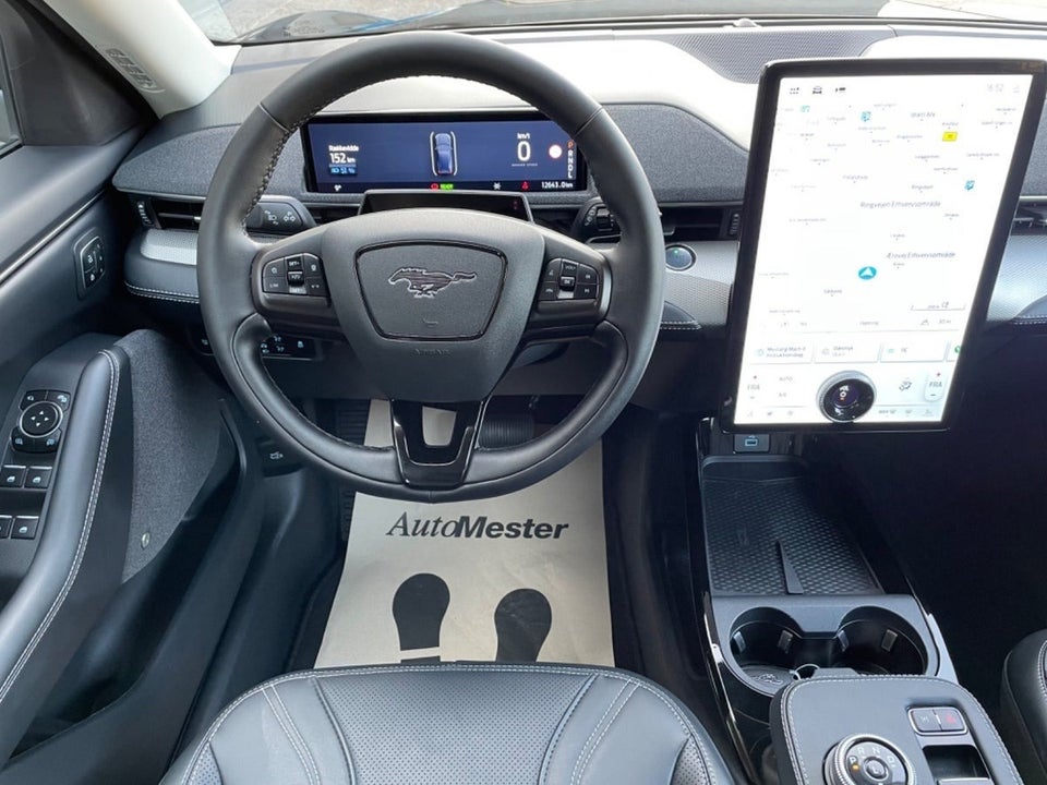 Ford Mustang Mach-E 78 Standard Range 5d