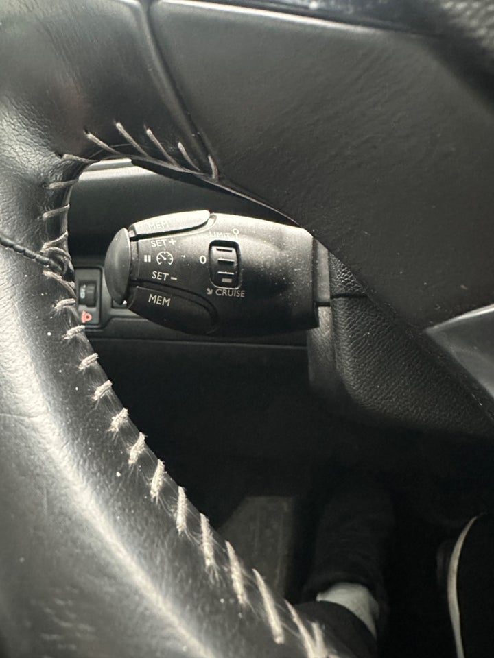 Peugeot 308 1,2 VTi 82 Active 5d