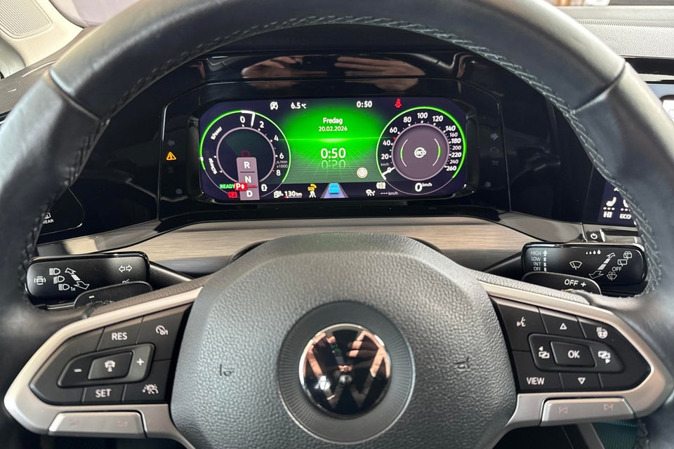 VW Golf VIII 1,4 eHybrid DSG 5d