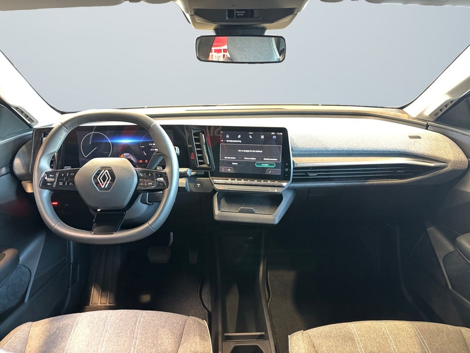 Renault Megane E-Tech 40 Equilibre 5d