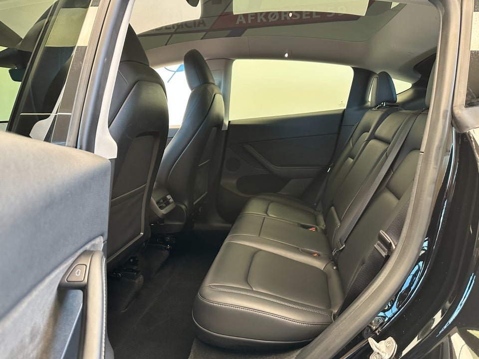 Tesla Model Y RWD 5d