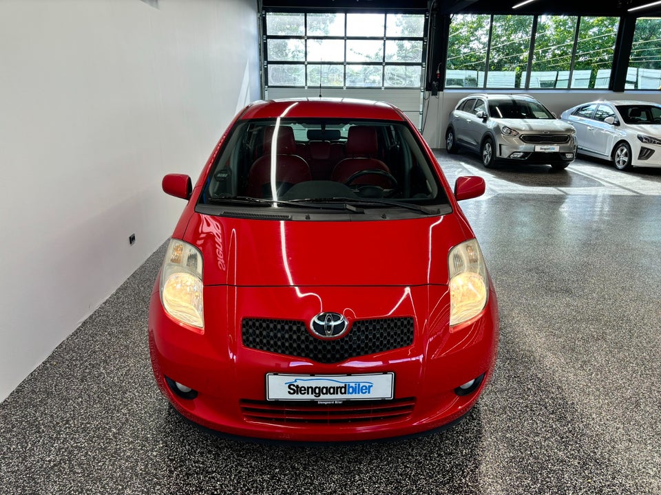 Toyota Yaris 1,3 Luna 5d