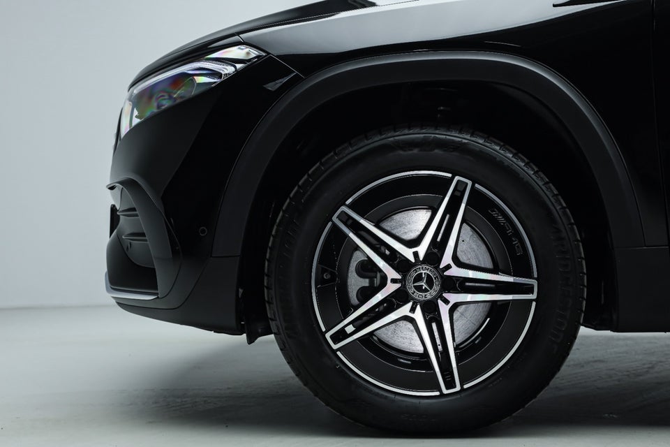 Mercedes EQB300 AMG Line 4Matic 5d