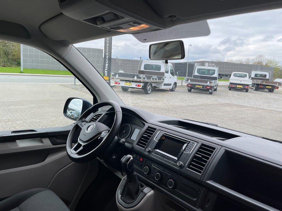 VW Transporter 2,0 TDi 140 Kassevogn DSG kort